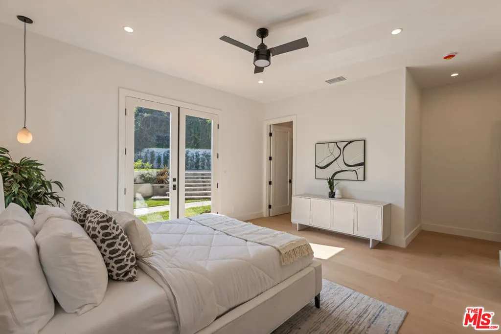 5110 Orange Place, Los Angeles, California 90008 home-pic-19